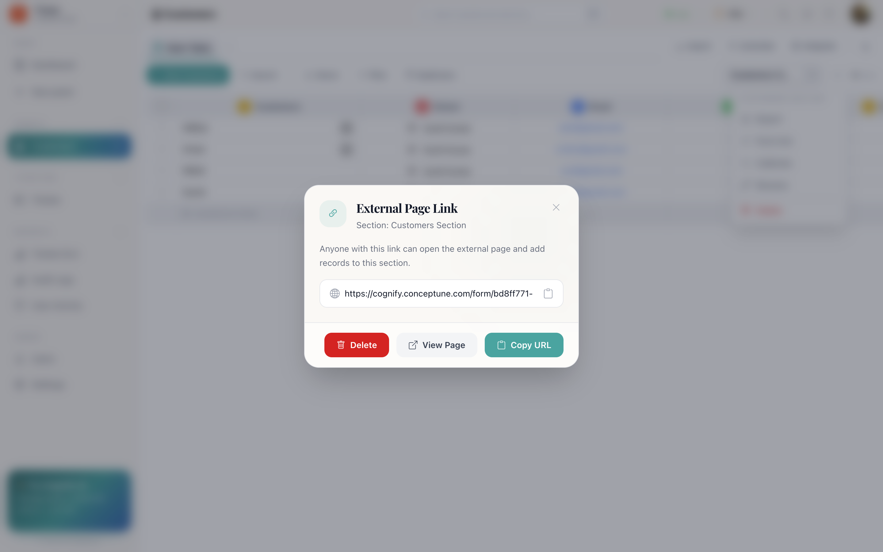 The form link dialog showing a generated public URL with copy, view page and delete buttons